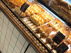 -Dough&Joe团憩(瑞虹天地月亮湾店)