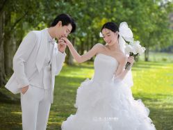 -第一夫人婚纱摄影(南京店)