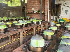 -红旗山庄(圭峰山店)