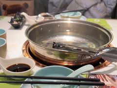 -洪氏嗨捞·猪肚鸡火锅(阳光天地店)