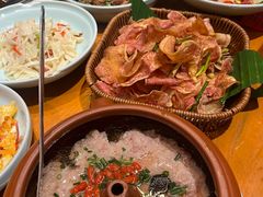 -老滇山寨•云南特色菜•地方菜•民族风情歌舞表演(金碧店)