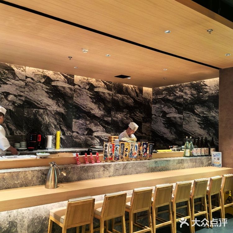 还是老牌日料店靠谱——德川家！