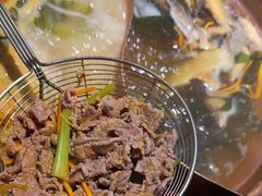 -洱火云南酸菜牛肉火锅(石景山当代商城店)