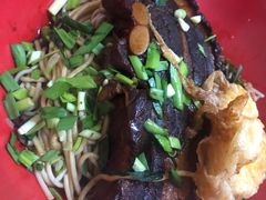 -小龙大肉面馆