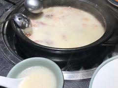 -大匠工房古船木艺术餐厅·猪肚鸡专门店(长白仙岛店)