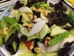 -人民公社铁锅炖·东北菜(卫国道店)