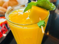 鲜榨芒果汁-simply thai天泰(静安嘉里中心店)