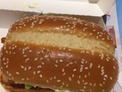 -肯德基(东安路站店)