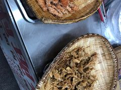 -肖炮现炸酥肉(解放碑店)