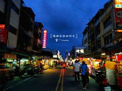 -六合夜市