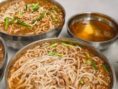 -正宗杨记普洱酸醋米线(总店)