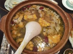 -蚝美人·生蚝海鲜烧烤(茶花园店)