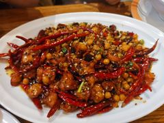 麻辣掌中宝-大川先生·小龙虾·川菜(信义坊店)