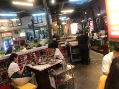 大堂-憨铁匠老火锅(龙岗万科里店)