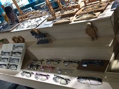 -Trend1881视光·蔡司视觉(领展广场店)