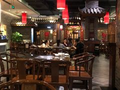 大堂-张大胡子鱼头火锅酒楼(长益路店)