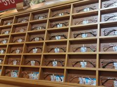 -宝丽眼镜(湖墅店)