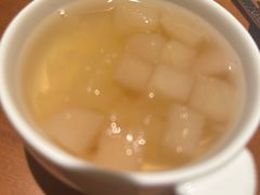 冰糖雪梨炖银耳-杭州JW万豪酒店-万豪中餐厅
