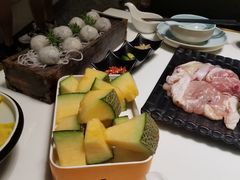 芝士爆浆虾滑-洪氏嗨捞·猪肚鸡火锅(阳光天地店)