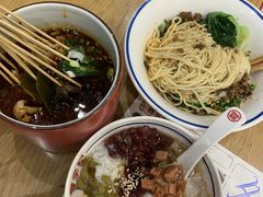 -蓉李记成都名小吃(武汉菱角湖万达店)