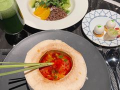 -蔚蓝阁餐厅·Brunch·牛排·威士忌·红酒