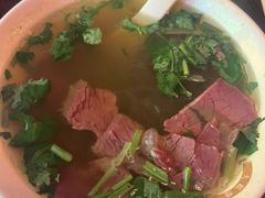 牛肉粉丝汤-哑巴生煎(临顿路店)