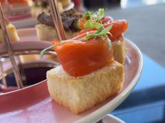 -亚龙湾喜来登·美景台大堂吧