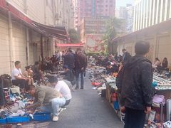 -云洲古玩城(大木桥路店)