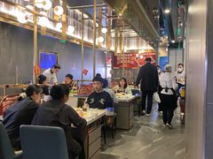 -海底捞火锅(长宁路龙之梦店)