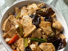 -何适山庄 ·可团建(水长城P2停车场店)