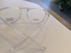 -罗伯特眼镜·蔡司官方授权(前海桂湾店)