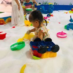 -哆啦爱梦儿童乐园(住邦城市广场店)