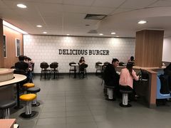 -麦当劳(中唱大厦店)