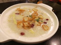 荔湾艇仔粥-卓粤拉肠(红庙店)