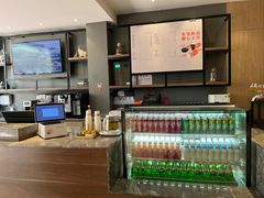 -汉庭优佳(上海娄山关路地铁站店)