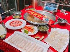 -谭鸭血老火锅(万象九宜城店)