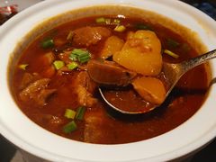 土豆栗子炖牛腩-老头儿油爆虾(星光一期店)