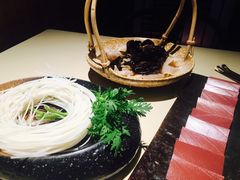 -余欢领鲜火锅(新街口店)