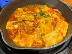 -云海肴·汽锅鸡·云南菜(天山百盛优客店)