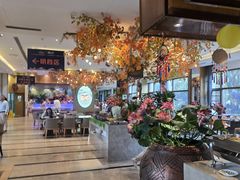 -七彩云南古滇温泉山庄