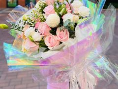 -何兮花店·气球派对鲜花店(马桥银春路万科城店)
