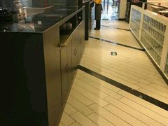 -必胜客(东大桥店)