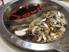 鸳鸯锅底（小锅）-大龙燚火锅(春熙店)
