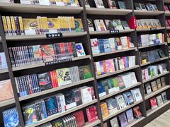 -钟书阁(群光广场店)