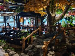 -城墙拐拐火锅(三峡广场黑金冠店)