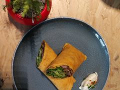 煎牛里脊肉卷饼-Moka Bros 摩卡站(西单大悦城店)