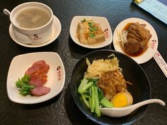 -胡须张鲁肉饭(美食文化馆店)