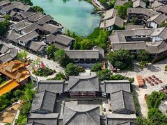 -茅山东方盐湖城景区