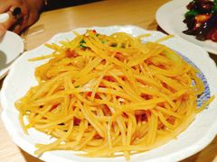 -关东小磨东北菜(上海长风大悦城店)