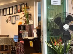 -Tikky Cafe